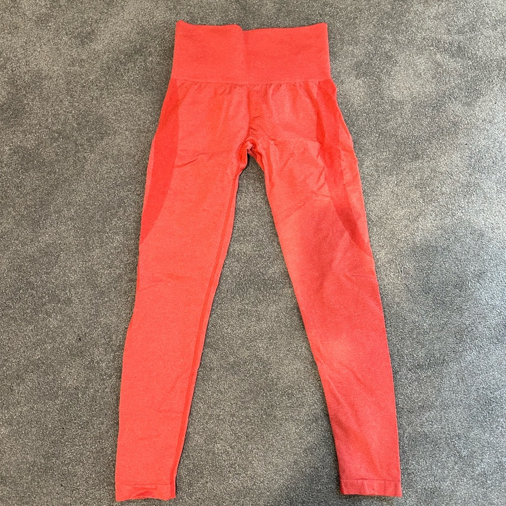Candy Apple NVGTN contour seamless leggings